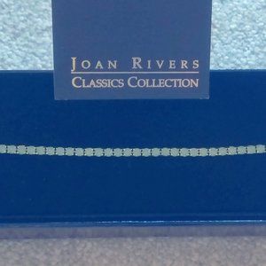 NIB Goldtone faceted green stone bracelet